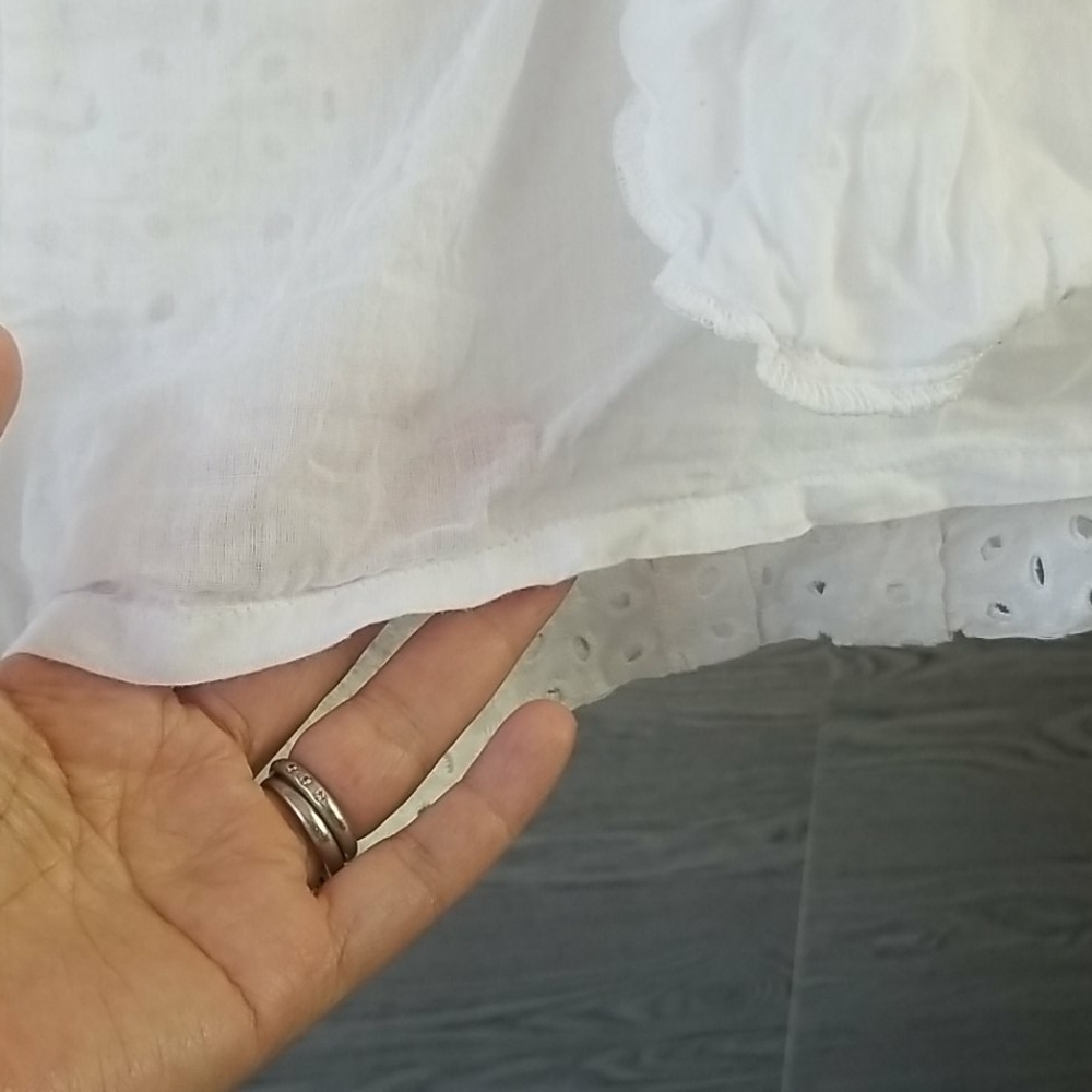 H&M // conscious collection white eyelet shorts - Picture 12 of 16